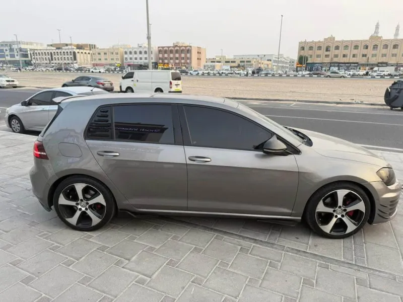 2015 Volkswagen Golf in Dubai