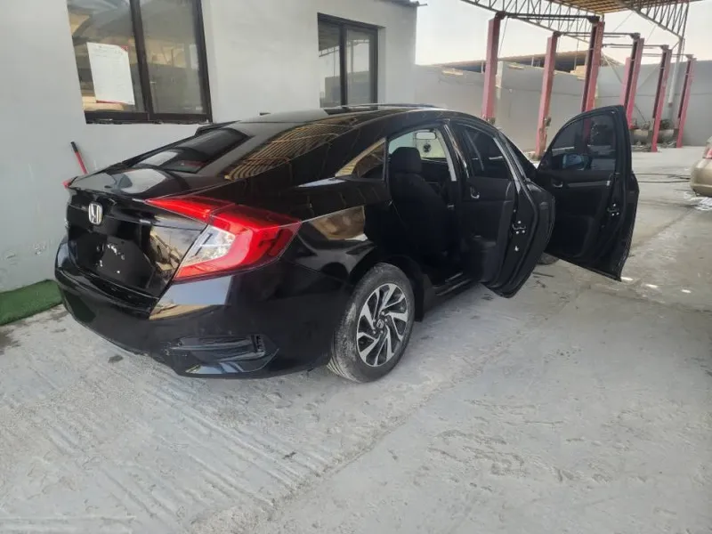 2020 هوندا سيفك in Dubai