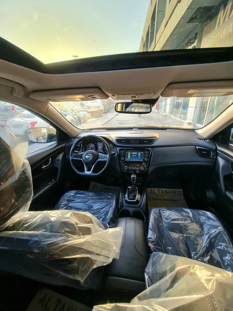 2018 نيسان روج in Dubai