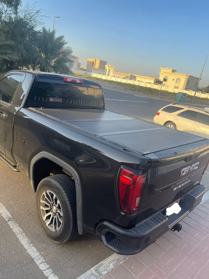 2022 GMC Sierra in Dubai