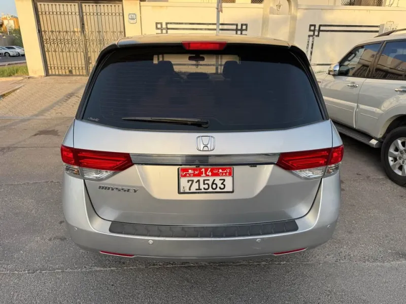 2014 Honda Odyssey in Dubai