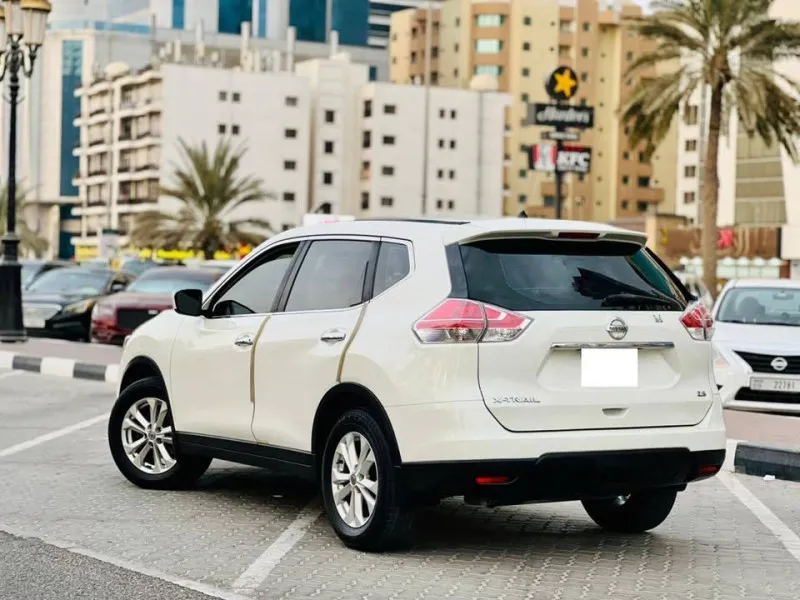 2015 Nissan XTrail in Dubai