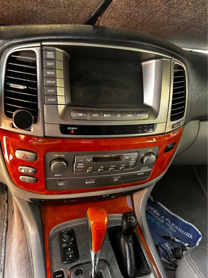 2004 Lexus LX 470 in Dubai