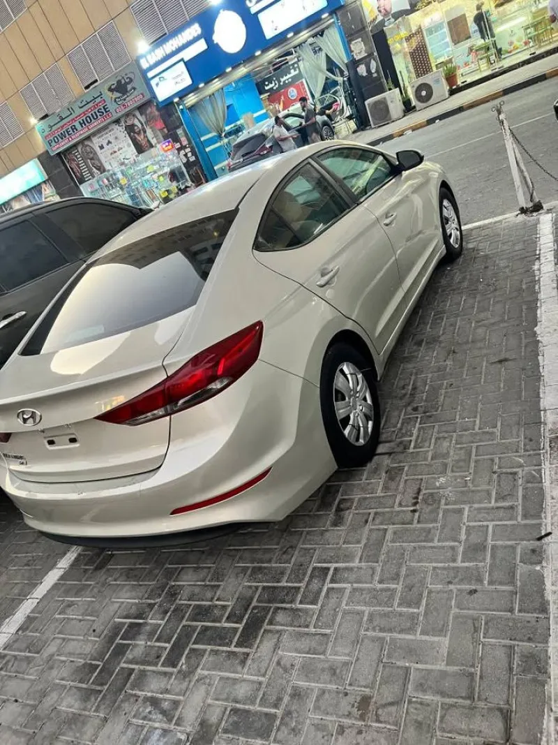 2018 هيونداي النترا in Dubai