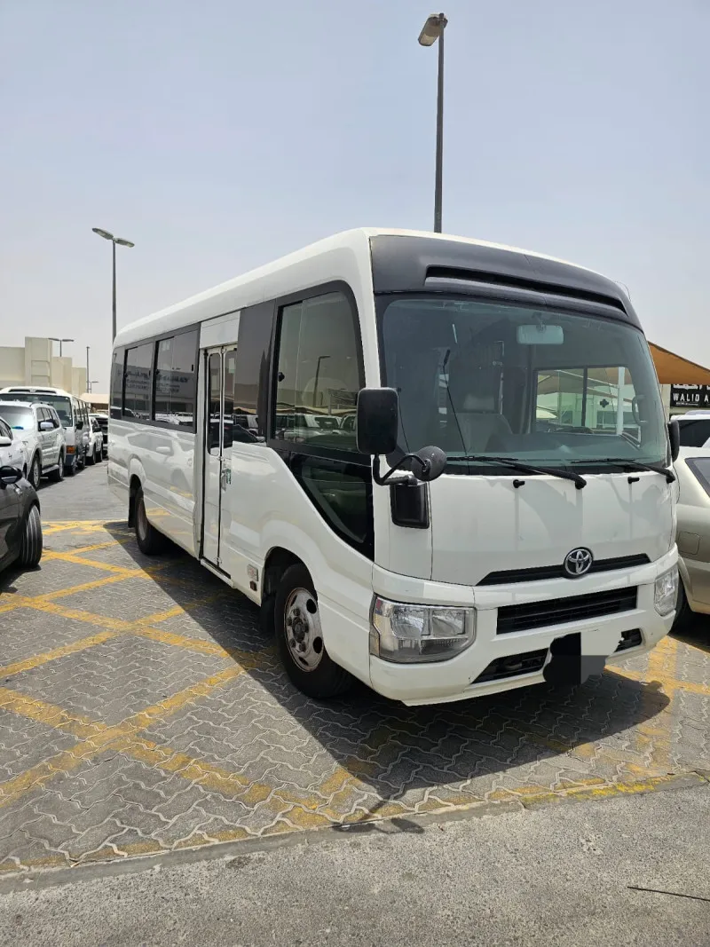 2019 Toyota Coaster in Dubai