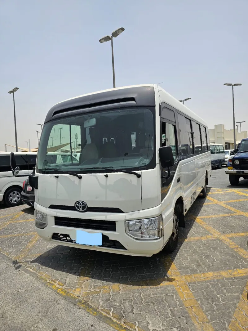2019 Toyota Coaster in Dubai