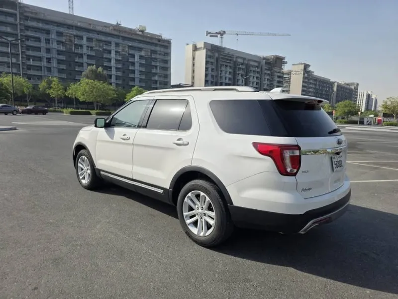 2017 Ford Explorer in Dubai