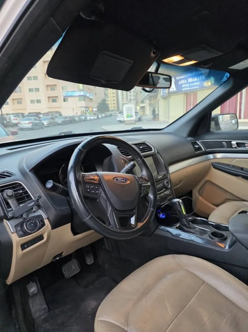 2017 Ford Explorer in Dubai