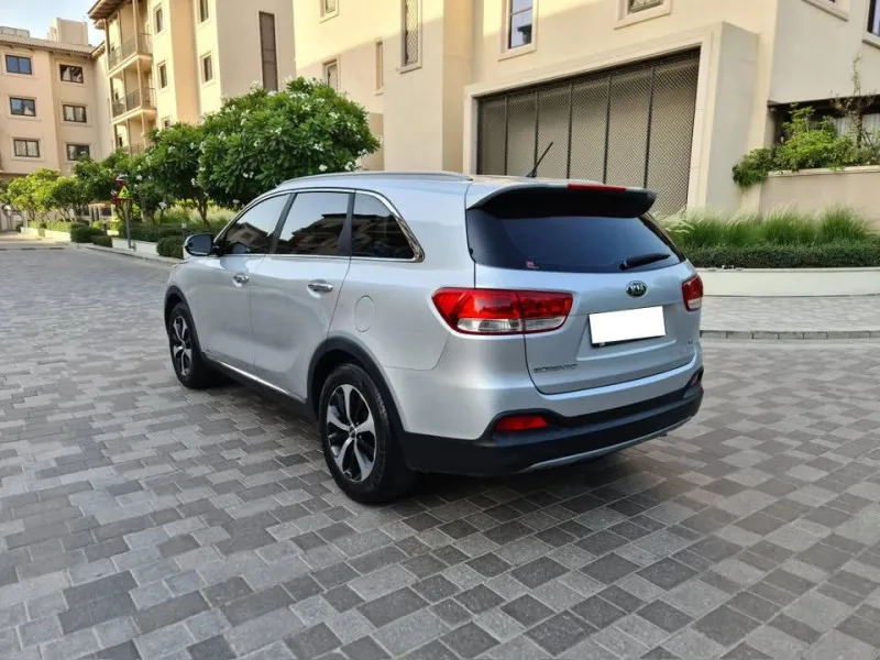 2016 Kia Sorento in Dubai