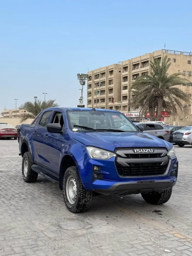 2022 Isuzu D-MAX in Dubai