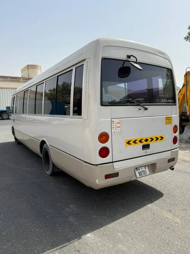 2014 ميتسوبيشي روزا باص in Dubai