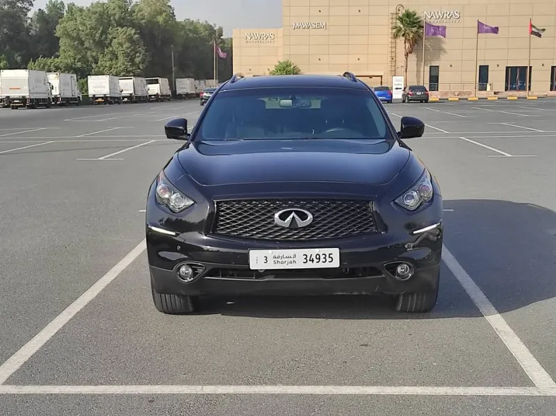 2017 إنفينيتي كيو آكس٧٠ in Dubai