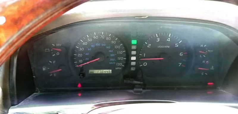 2000 تويوتا لاند كروزر in Dubai