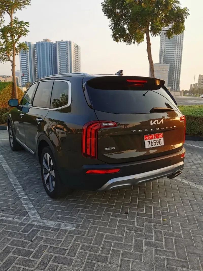 2022 Kia Telluride in Dubai