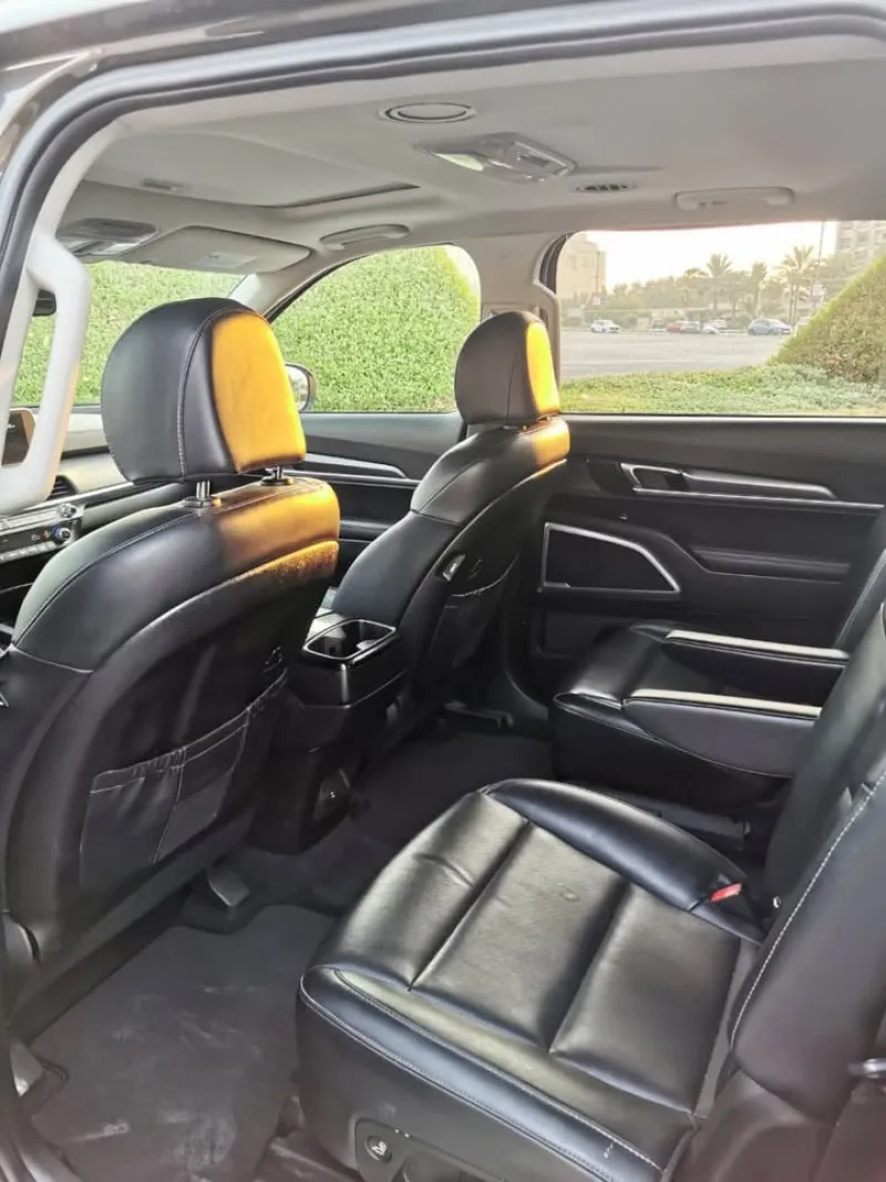 2022 Kia Telluride in Dubai
