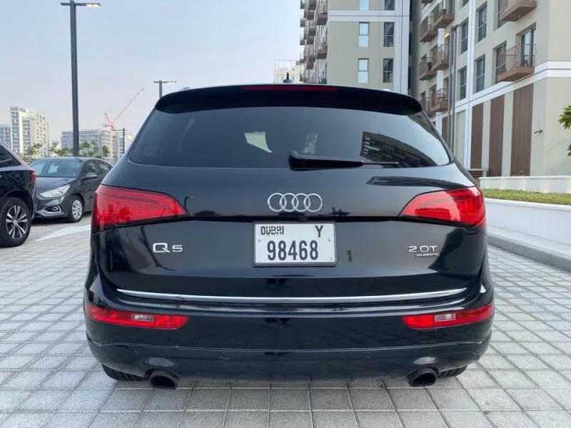 2016 اودي كيو٥ in Dubai