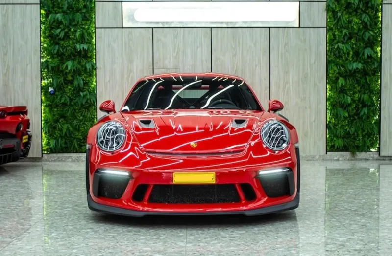 2019 Porsche GT3 RS in Dubai