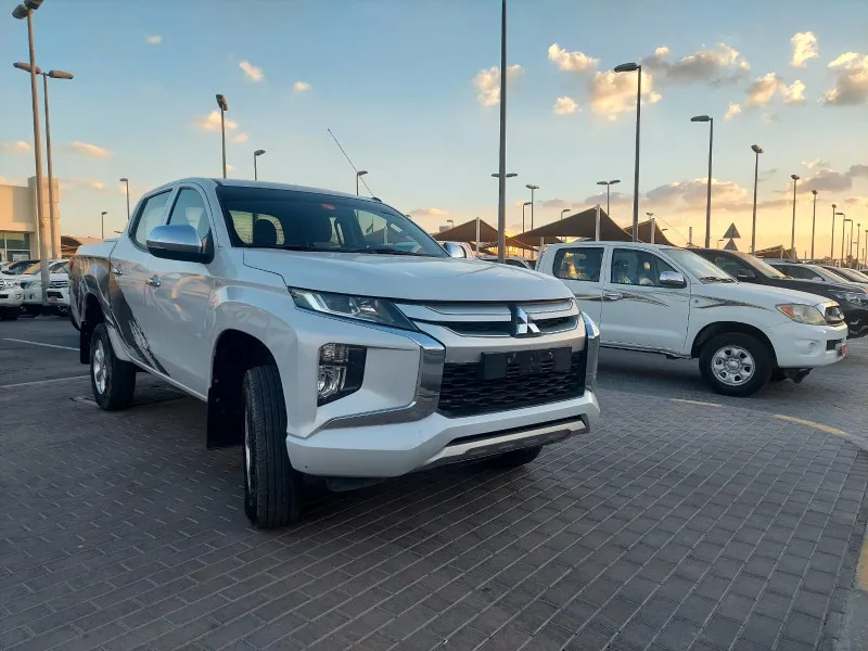 2020 Mitsubishi L200 in Dubai