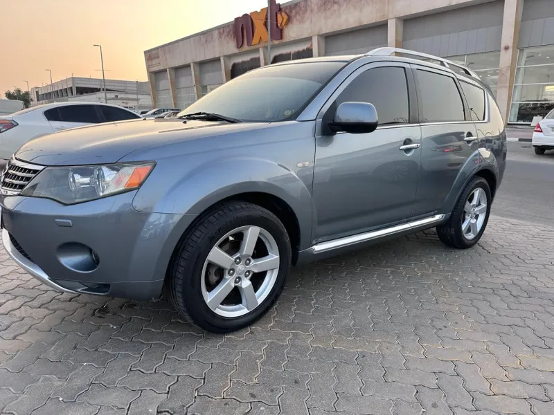 2009 Mitsubishi Outlander in Dubai