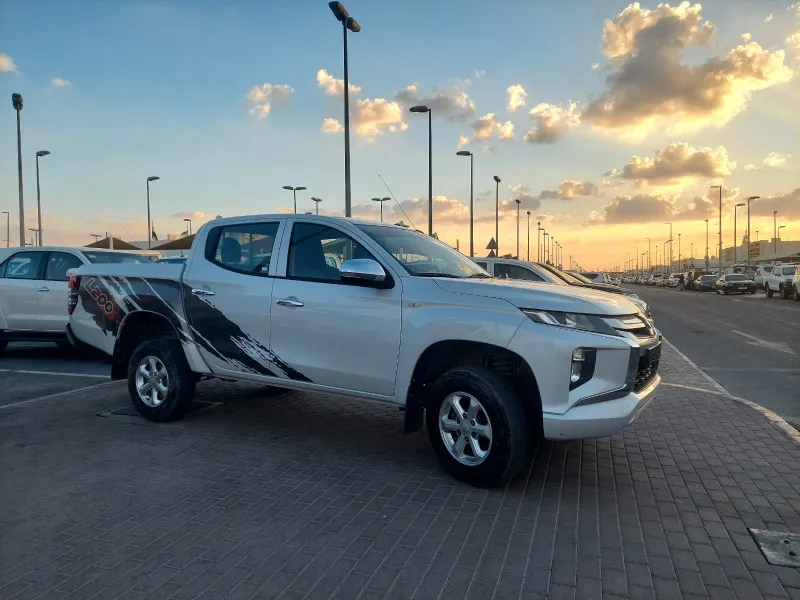 2020 Mitsubishi L200 in Dubai