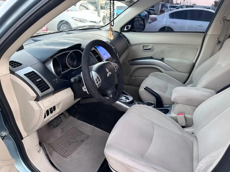 2009 Mitsubishi Outlander in Dubai