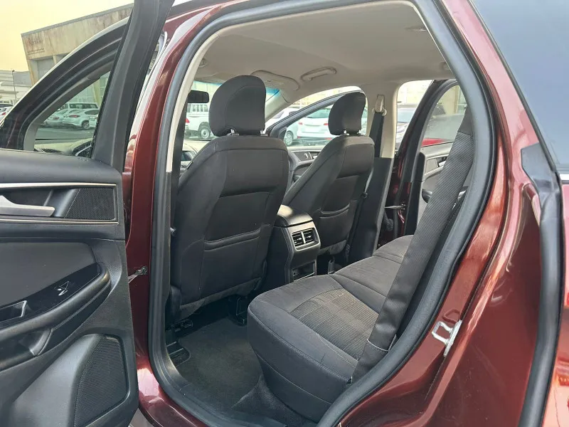 2016 Ford Edge in Dubai