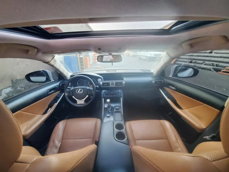 2014 Lexus IS in Dubai