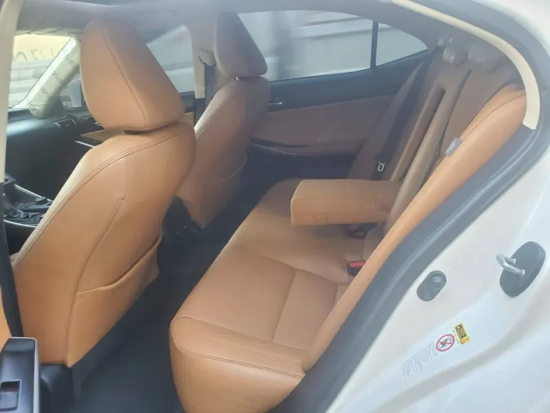 2014 Lexus IS in Dubai