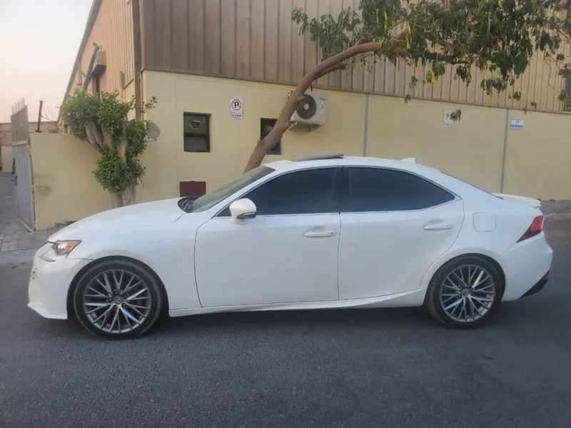 2014 Lexus IS in Dubai