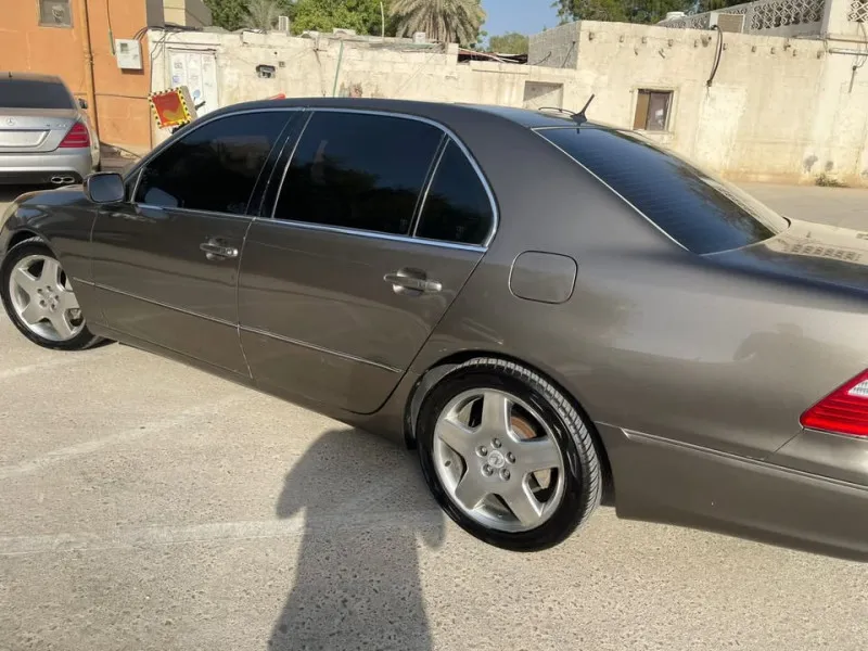 2004 Lexus LS 430 in Dubai