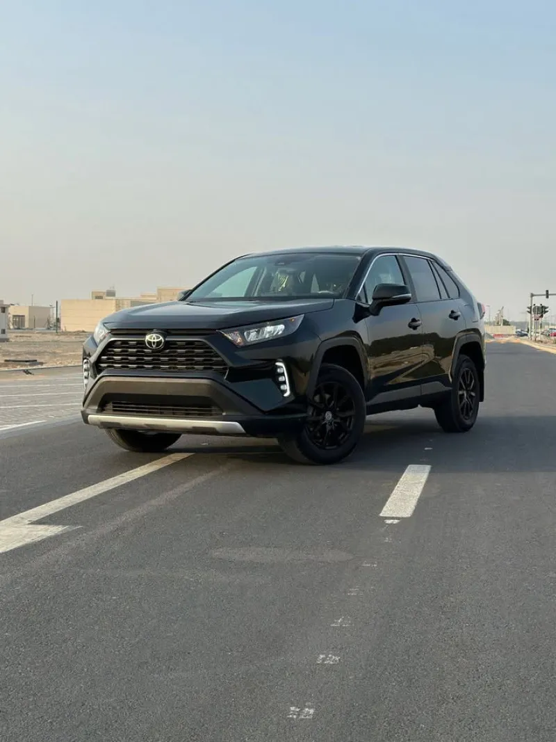 2022 تويوتا راف ٤ in Dubai