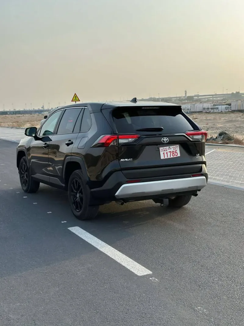2022 تويوتا راف ٤ in Dubai