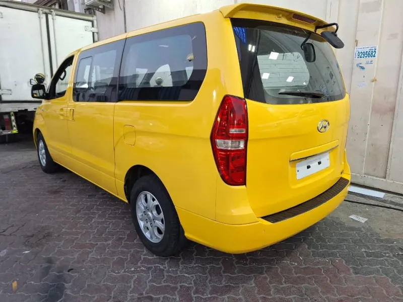 2009 هيونداي إتش١ in Dubai