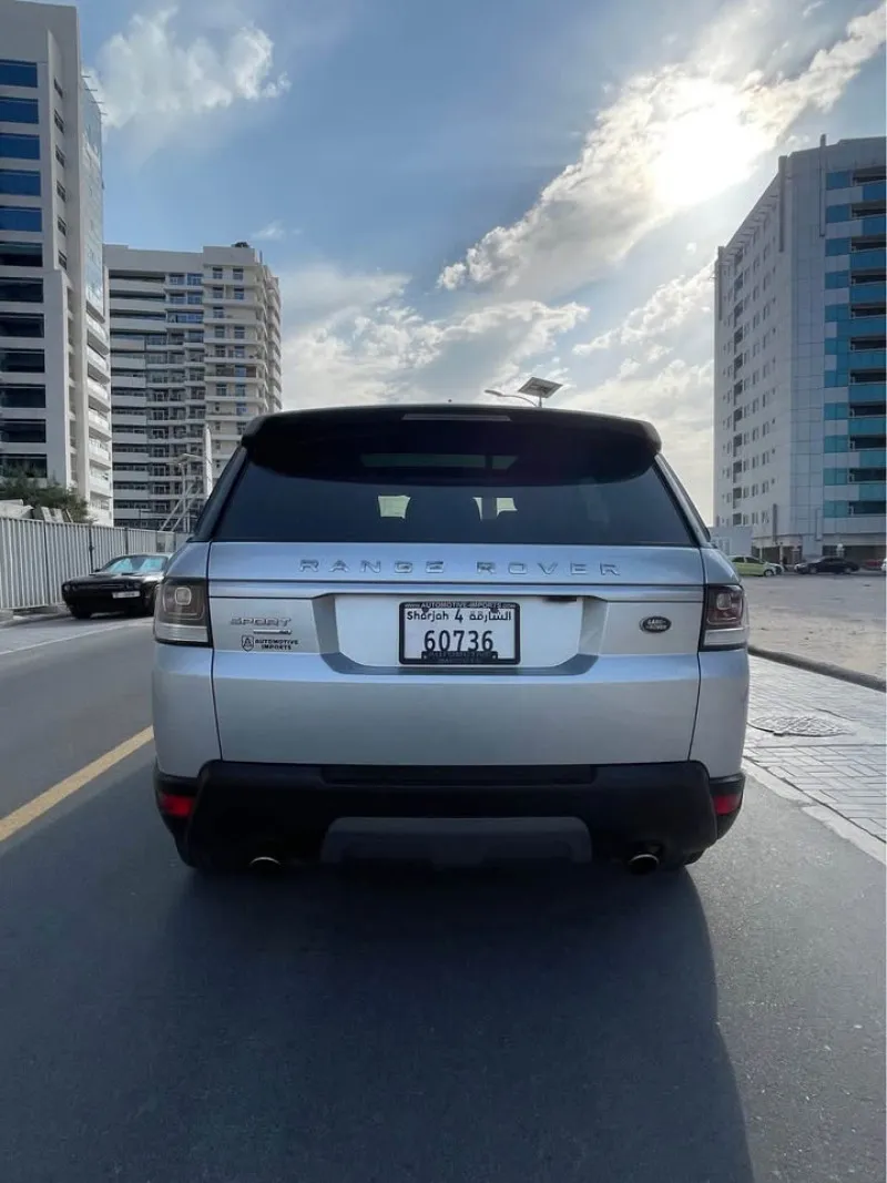 2016 لاند روفر رينج روفر سبورت in Dubai