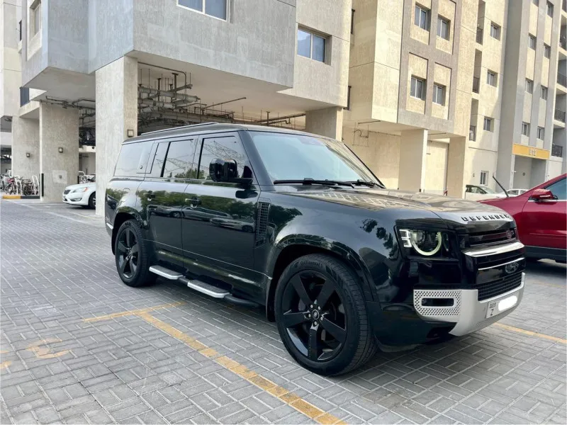 2023 لاند روفر ديفندر in Dubai
