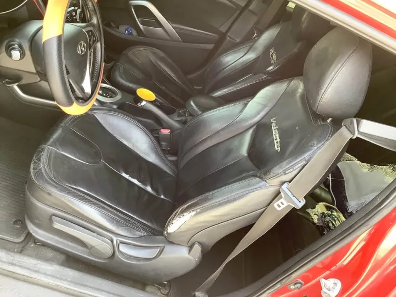 2012 Hyundai Veloster in Dubai