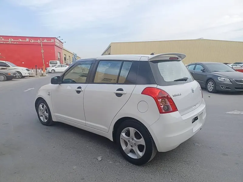 2011 Suzuki Swift in Dubai