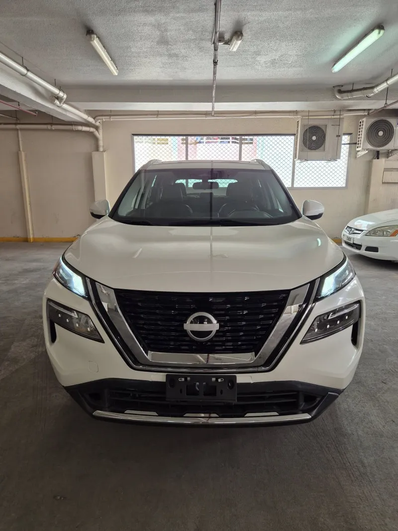 2023 Nissan Rogue in Dubai