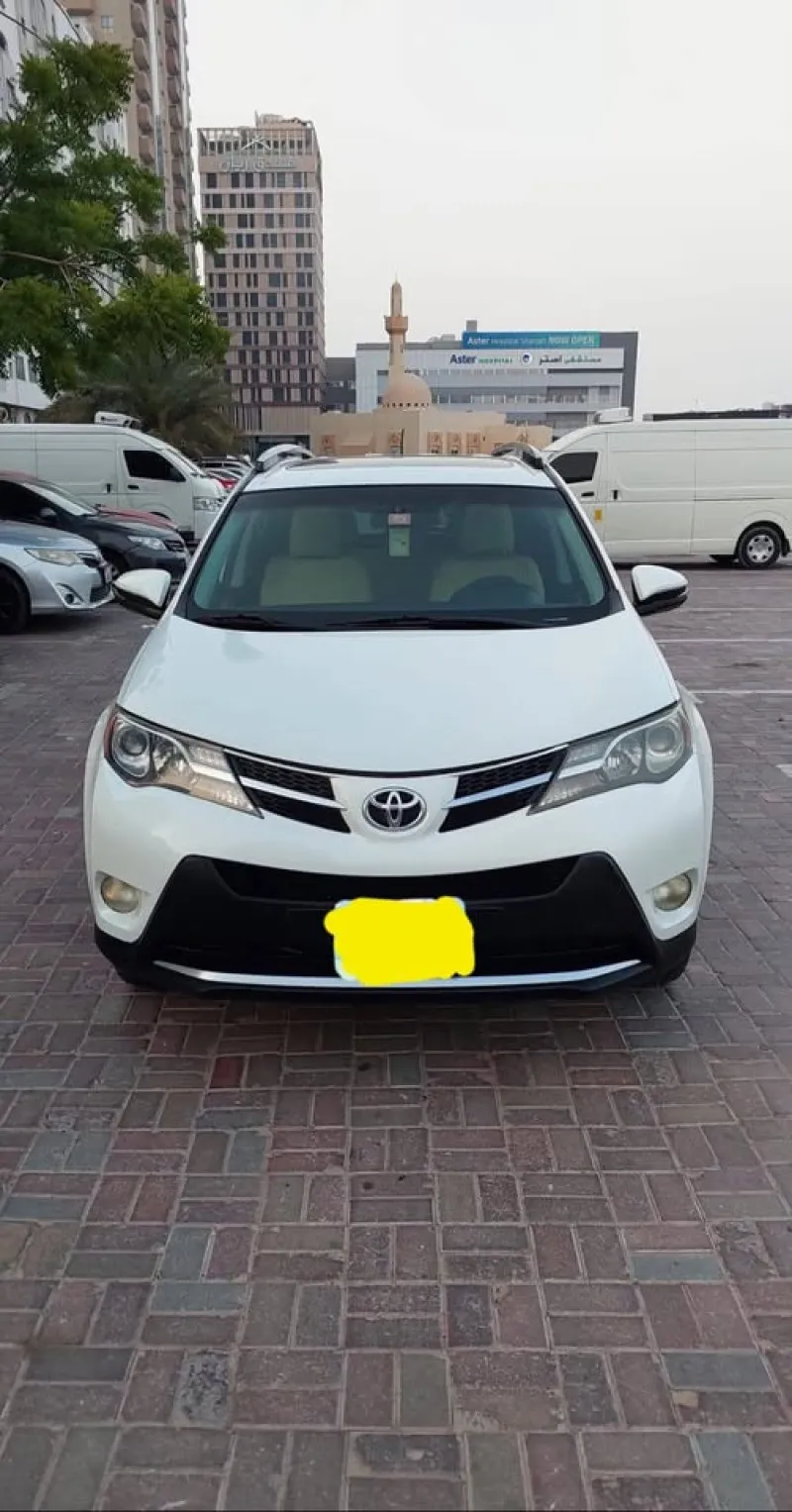 2013 Toyota Rav4 in Dubai