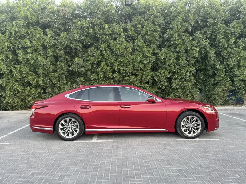 2018 Lexus LS 500 in Dubai