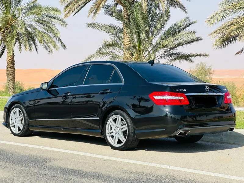 2013 مرسيدس-بنز الفئة - E in Dubai