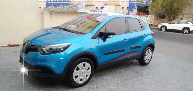 2015 رينو كابتشر in Dubai