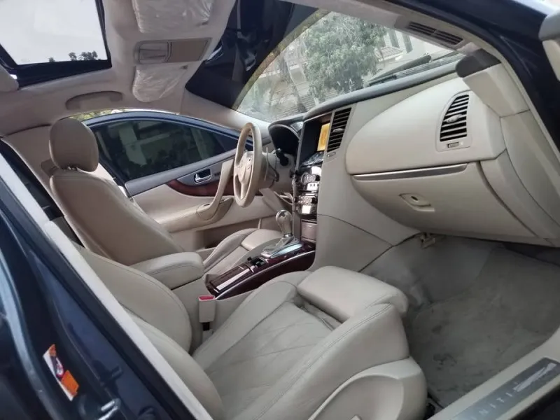 2009 Infiniti FX50 in Dubai