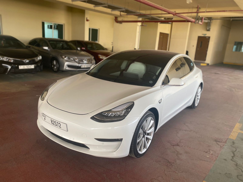 2018 Tesla MODEL 3 in dubai