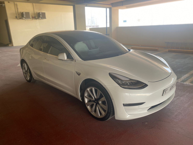 2018 Tesla MODEL 3 in dubai