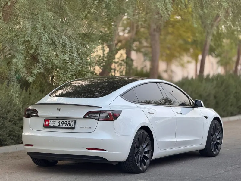 2021 Tesla MODEL 3 in Dubai
