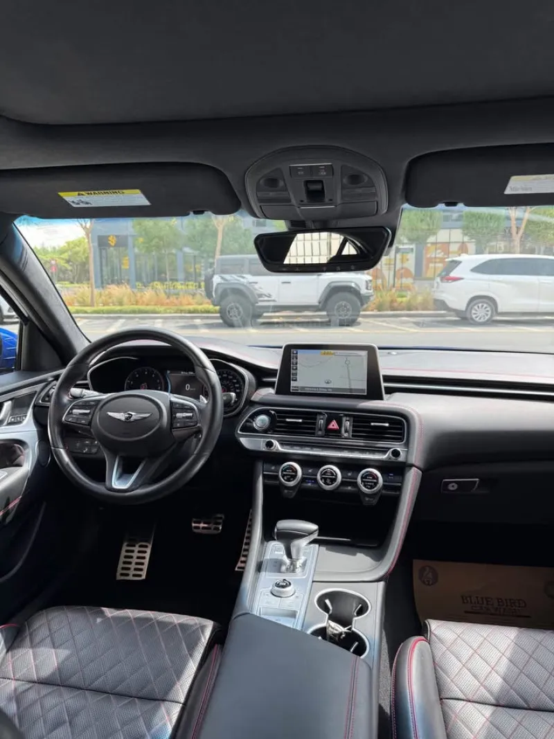 2020 Genesis G70 in Dubai