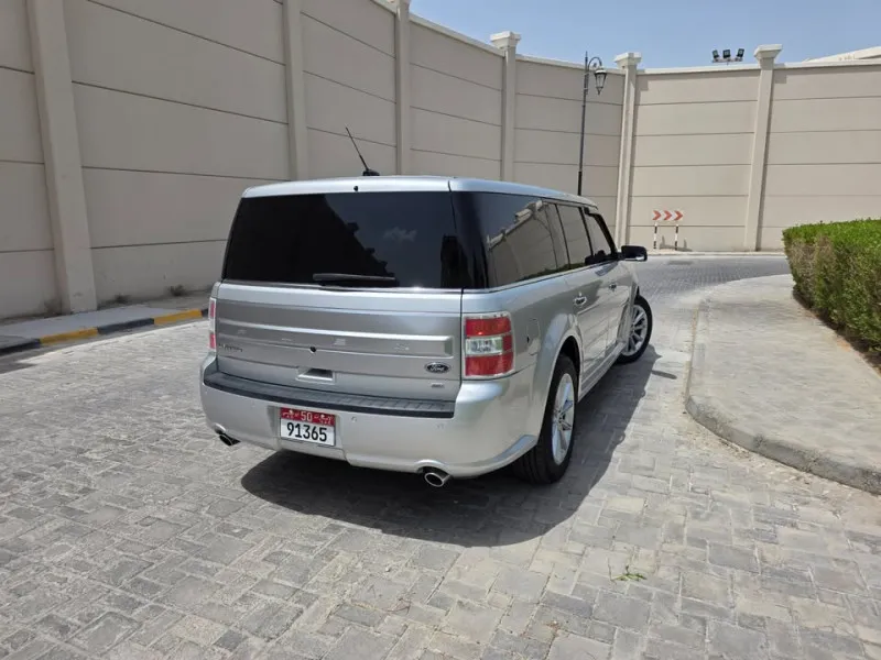 2019 Ford Flex in Dubai