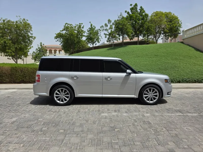2019 Ford Flex in Dubai
