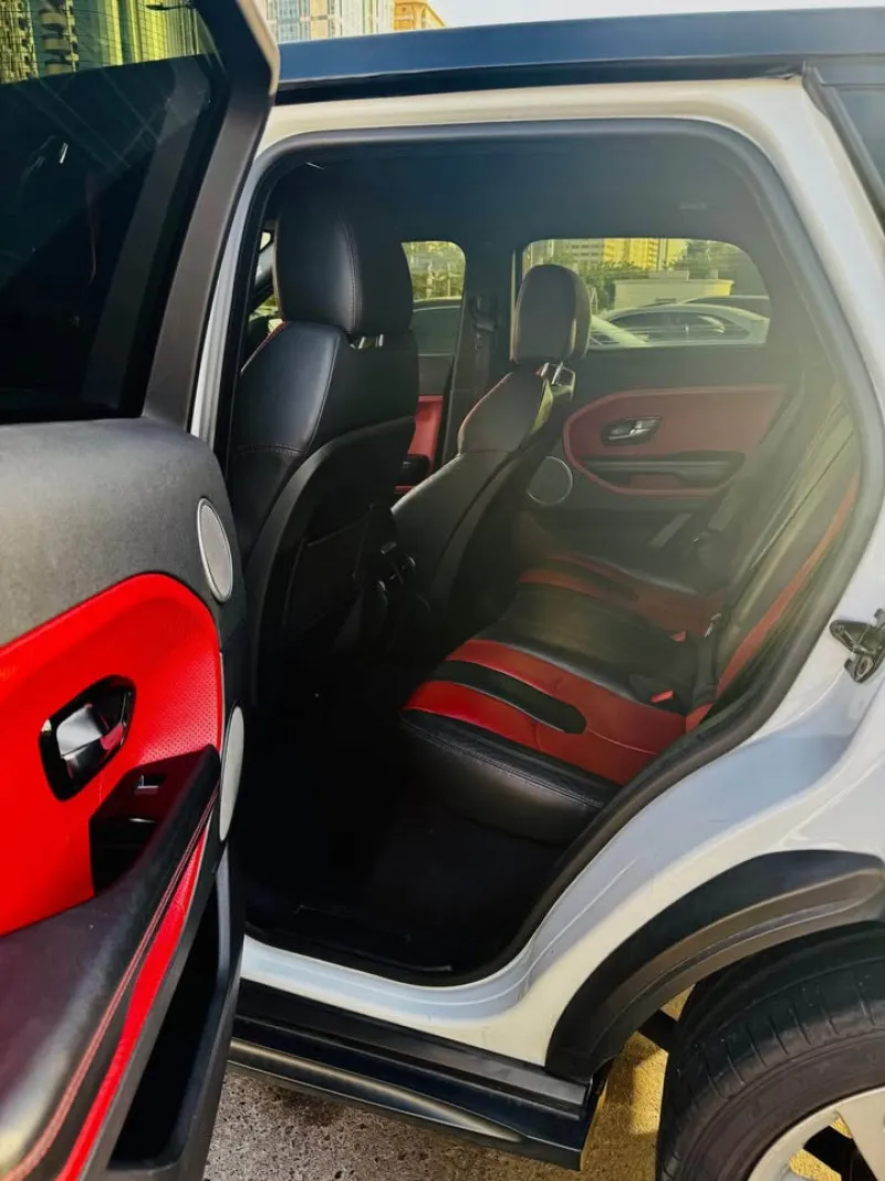 2015 Land Rover Range Rover Evoque in Dubai